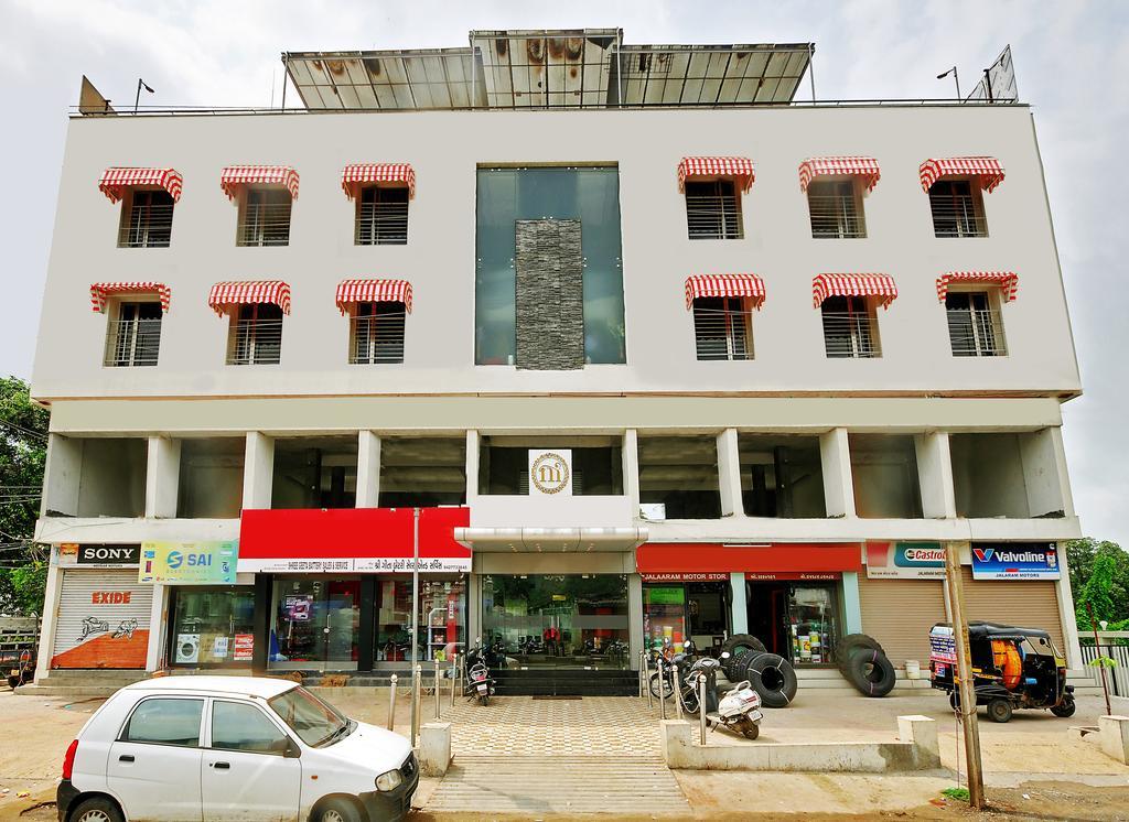 Hotel Magnum Inn Junagadh Luaran gambar