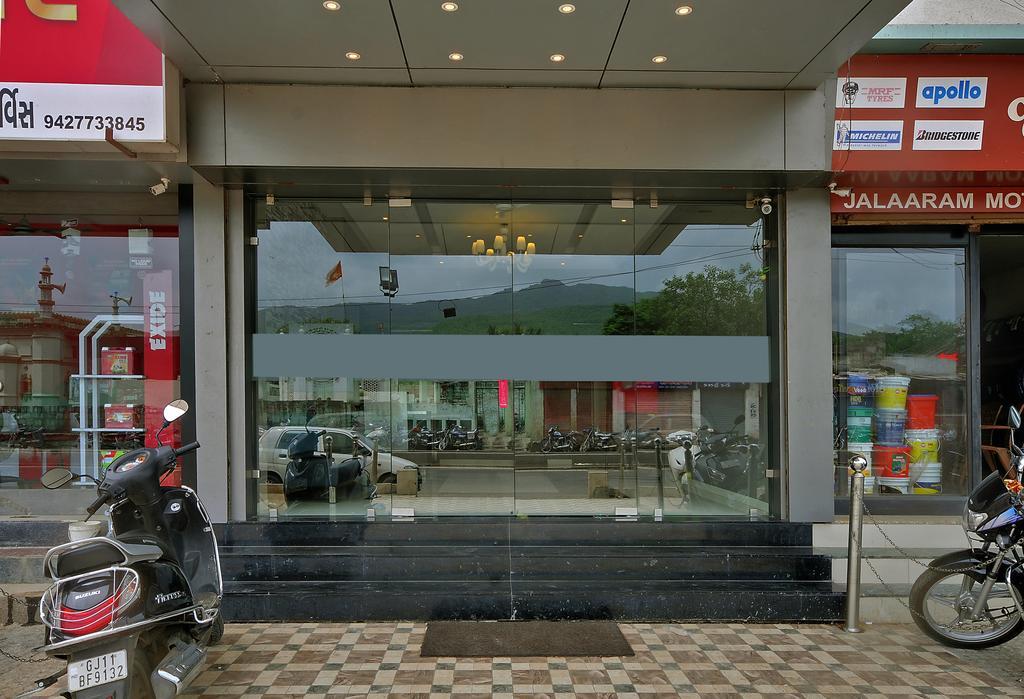 Hotel Magnum Inn Junagadh Luaran gambar