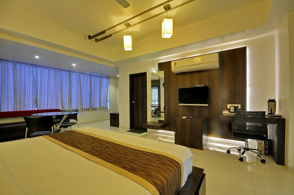 Hotel Magnum Inn Junagadh Luaran gambar