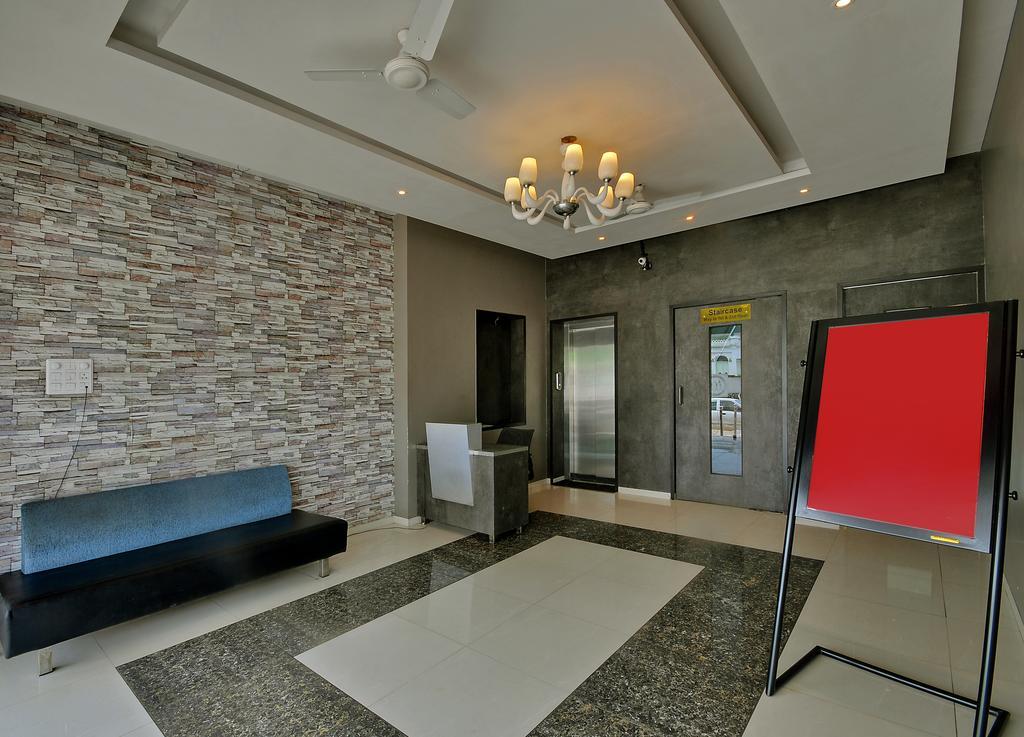 Hotel Magnum Inn Junagadh Luaran gambar